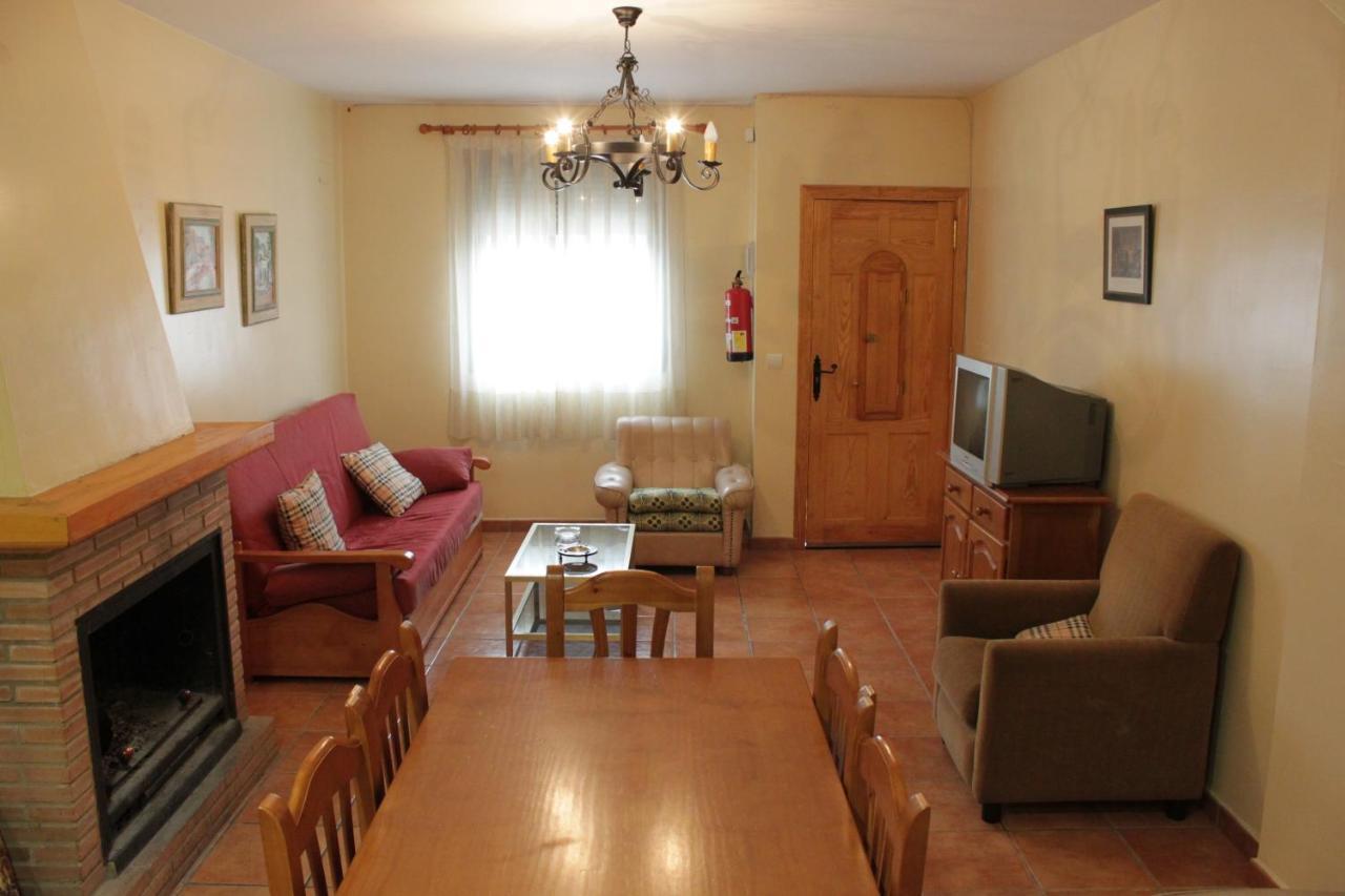 Casa Mercedes Molinicos Bagian luar foto